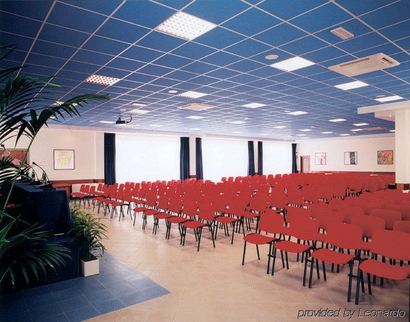 Euro Hotel Cascina Konforlar fotoğraf